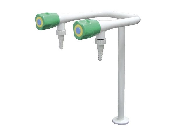 IMG_7901 Lab water tap - Image 1